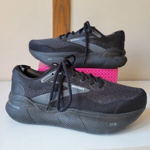 Womens Brooks Ghost Max Black Running Shoes Size 9 Extra Wide